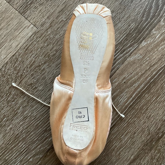 Freed of London Pointe Shoes 6.5 xxx - Picture 2 of 5